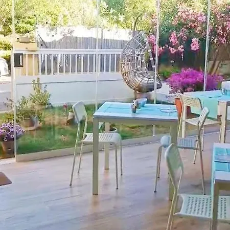 La Smeralda - Boutique Rooms And Breakfast Golfo Aranci Esterno foto