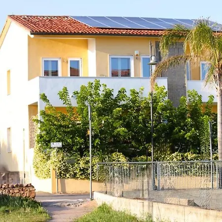 La Smeralda - Boutique Rooms And Breakfast Golfo Aranci Esterno foto