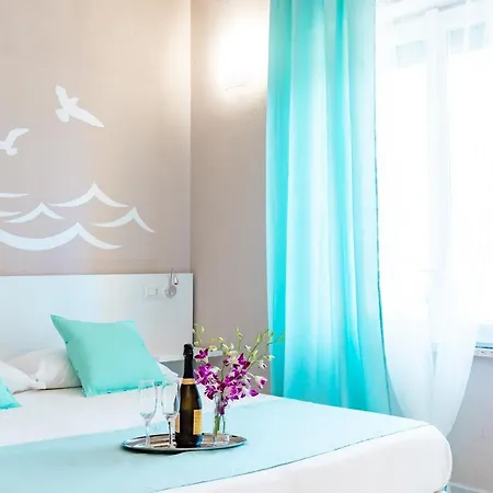 La Smeralda - Boutique Rooms And Breakfast Golfo Aranci Esterno foto