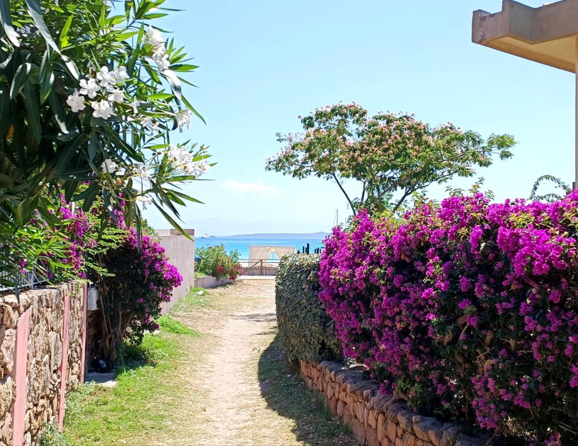 La Smeralda - Boutique And Breakfast Golfo Aranci